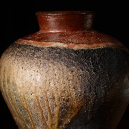 Bizen Tsubo